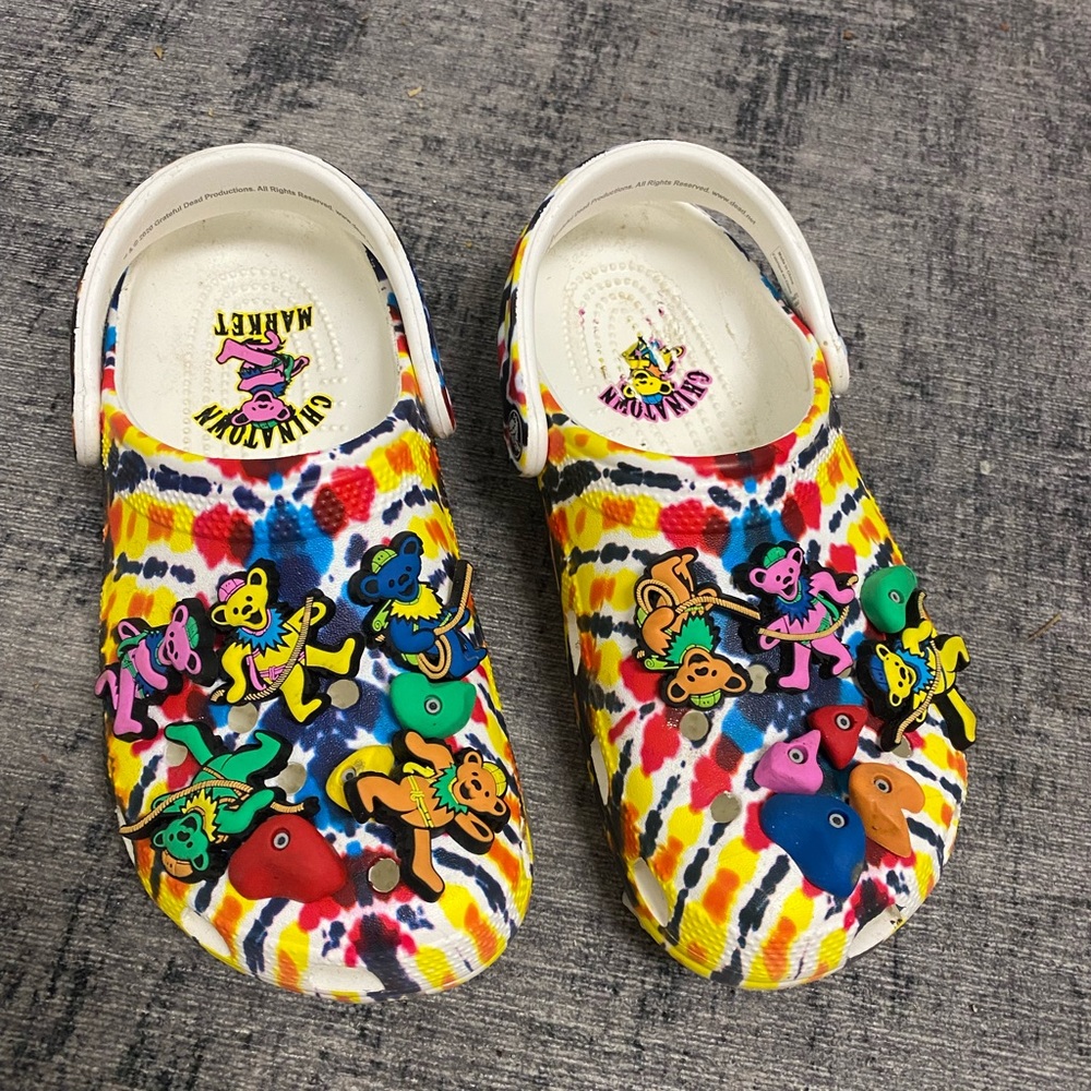 Chinatown market x croc Grateful Dead collab crocs size 7